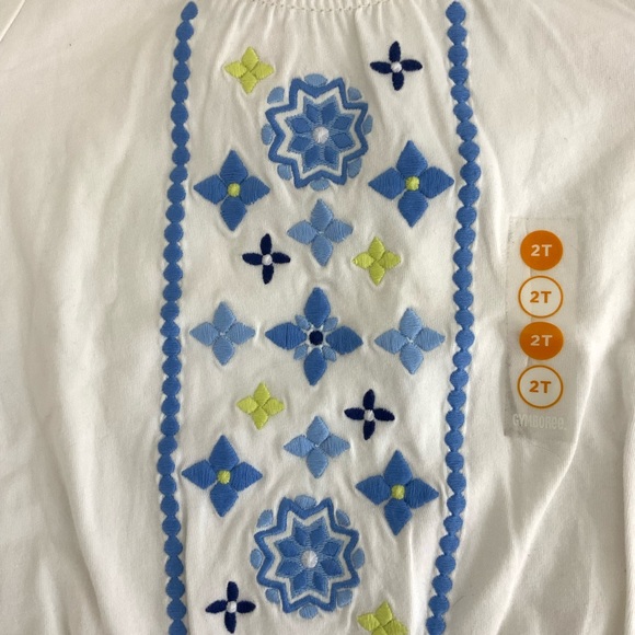 Girls NWT Gymboree Embroidered Top Size 2T - Picture 2 of 3